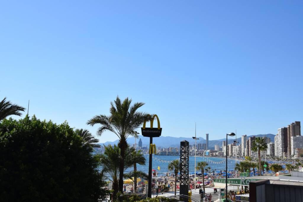Apartamento En El Paseo Maritimo De Μπένιντορμ Εξωτερικό φωτογραφία