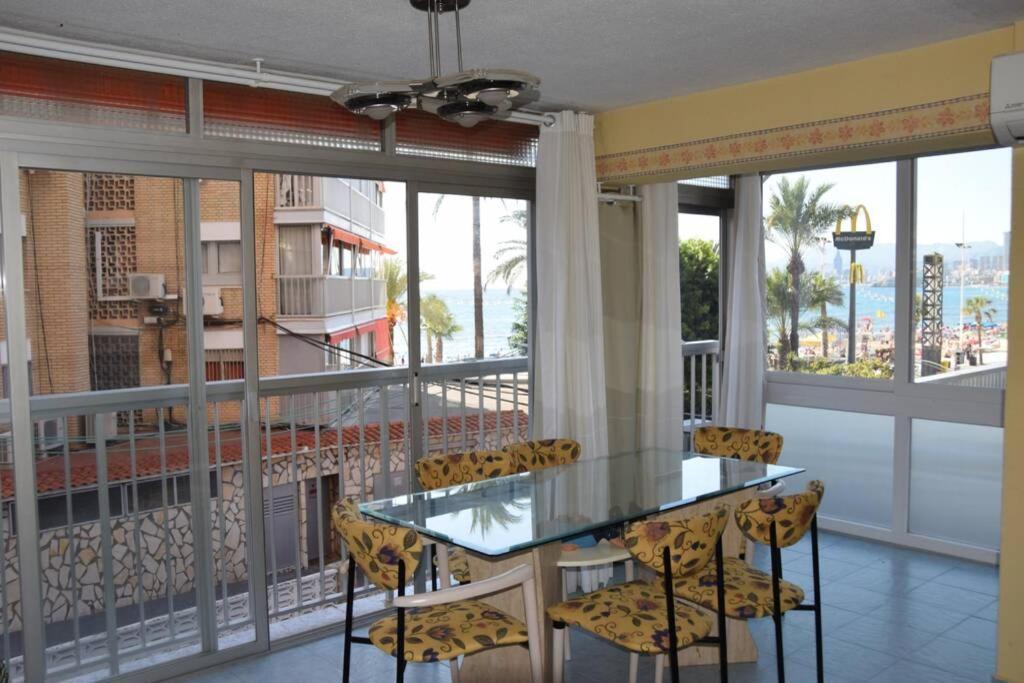 Apartamento En El Paseo Maritimo De Μπένιντορμ Εξωτερικό φωτογραφία
