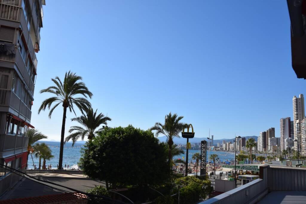 Apartamento En El Paseo Maritimo De Μπένιντορμ Εξωτερικό φωτογραφία